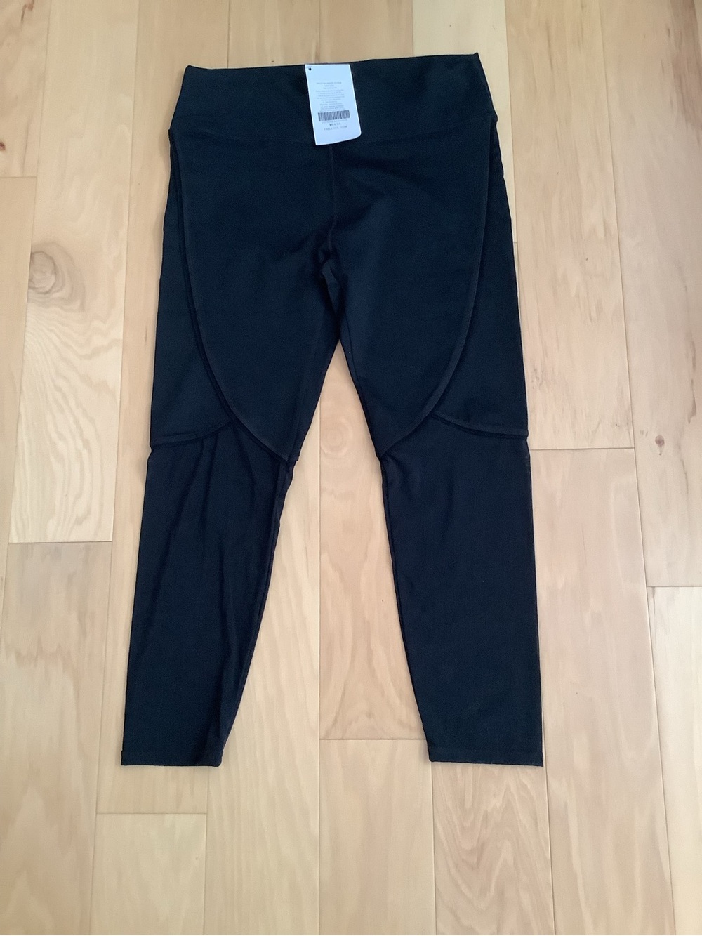 Fabletics Hadley High-Waisted 7/8 Capri Leggings